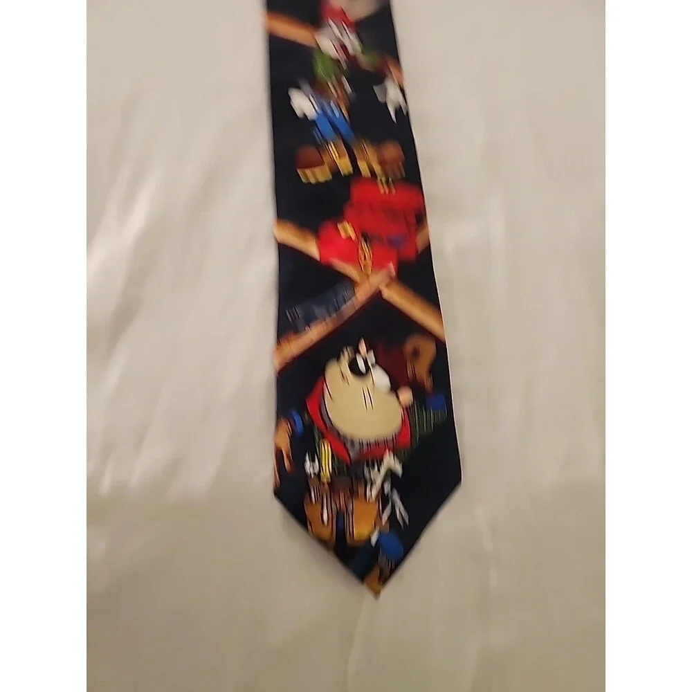 Vintage 90’s Looney Tunes Mania Carpenter Taz, Bugs Bunny & Wiley Coyote NeckTie